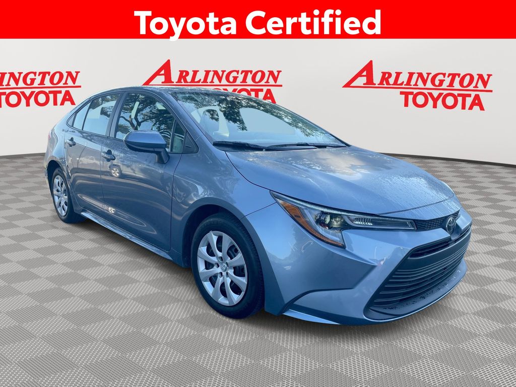 2025 Toyota Corolla LE