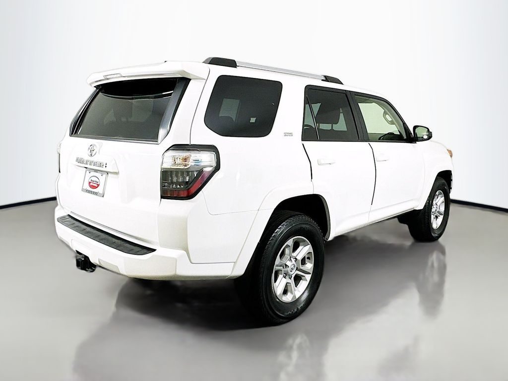 2023 Toyota 4Runner SR5 5