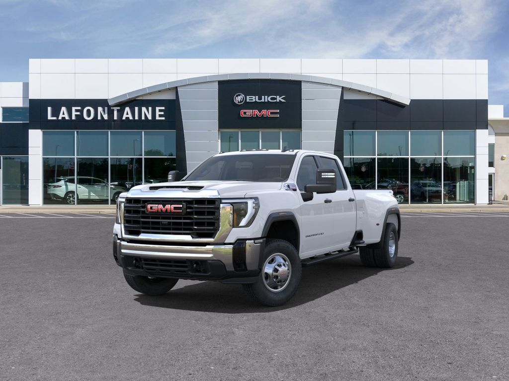 2024 GMC Sierra 3500HD Pro 8