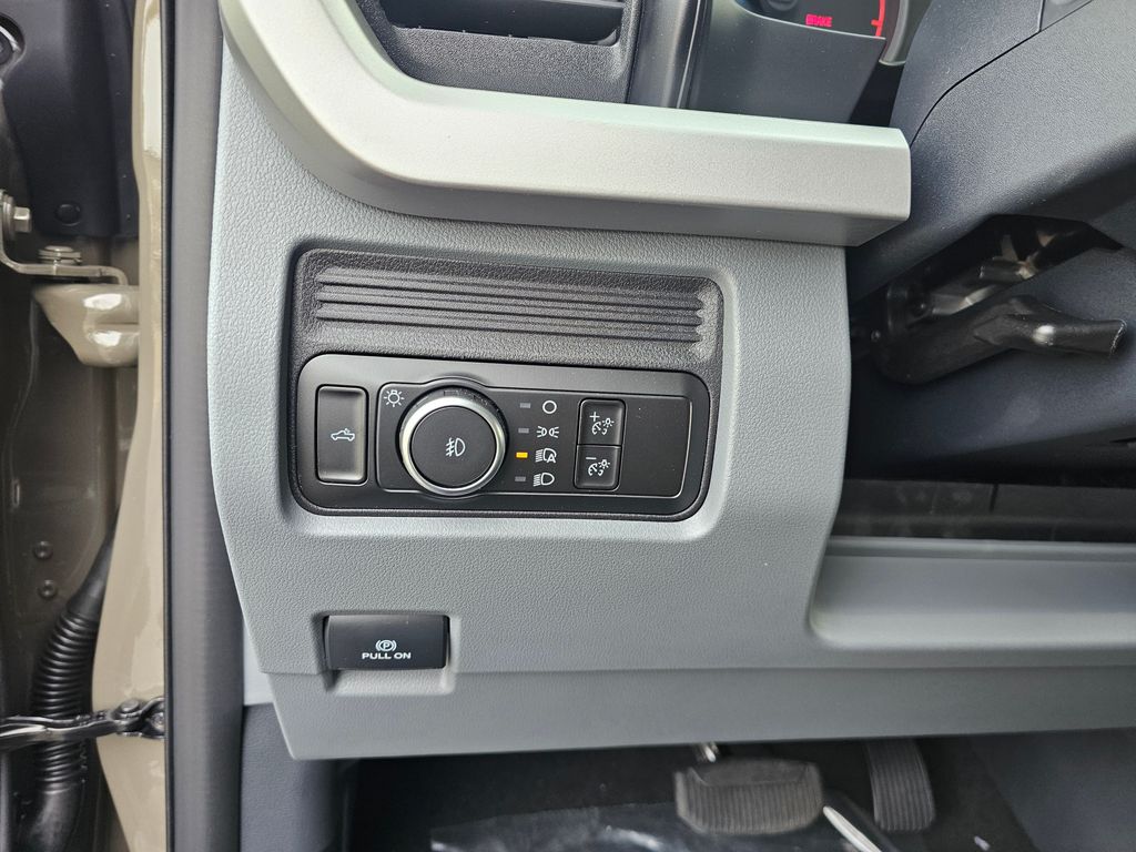 New 2026 Gray Ford XLT image 23