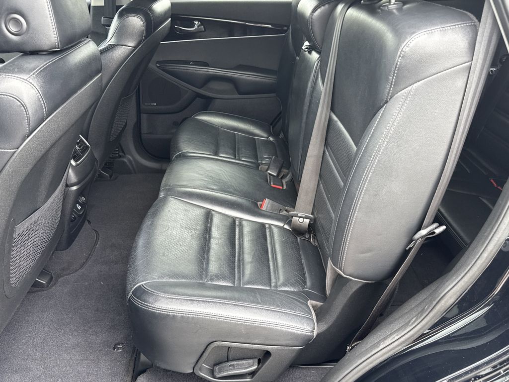 2019 Kia Sorento EX Black at AutoSavvy Houston Southwest