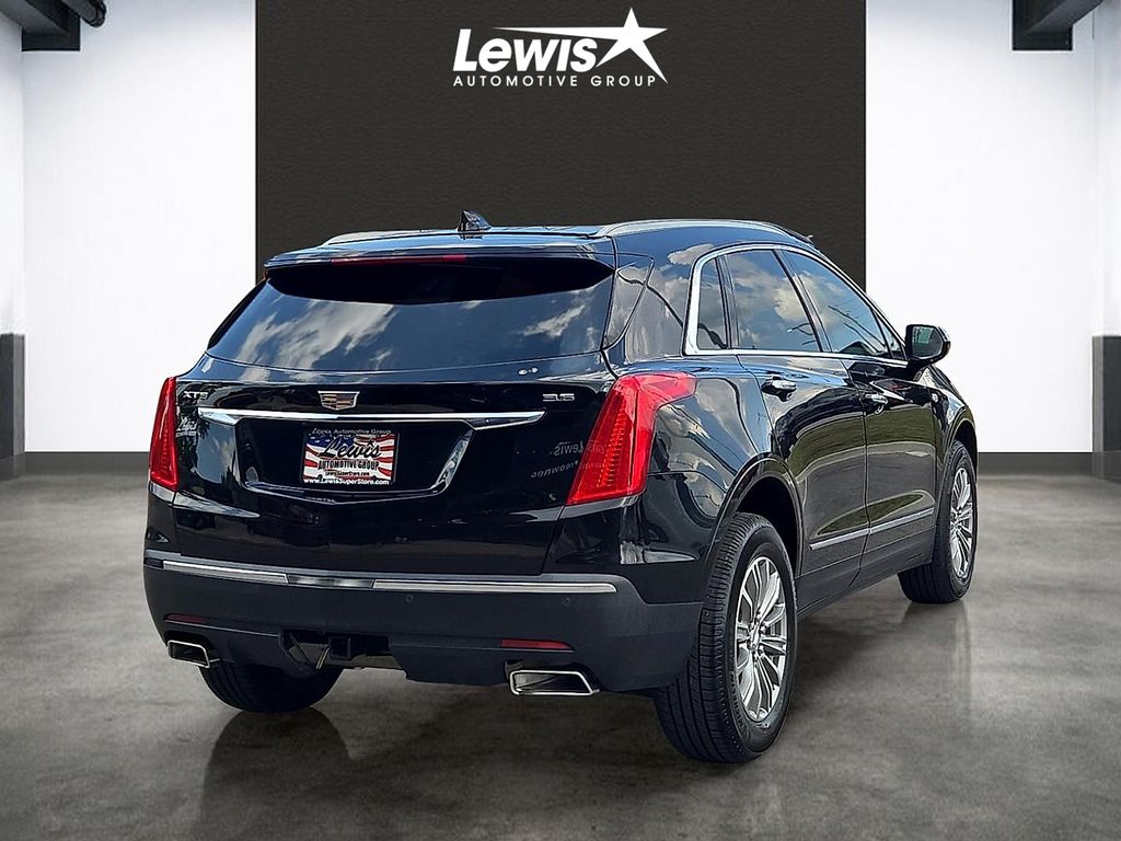 Used 2017 Cadillac XT5 Luxury For Sale in Farmington, AR