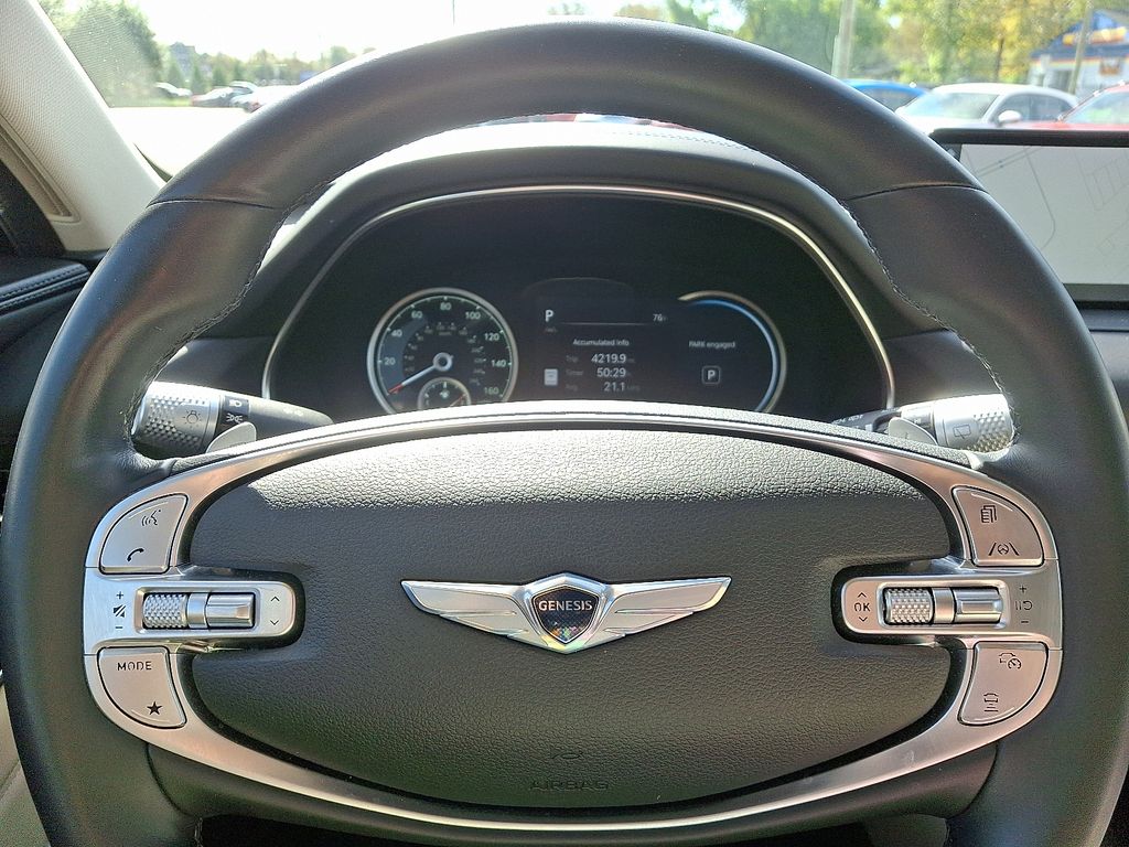 Thumbnail: 2022 Genesis GV80 - 20