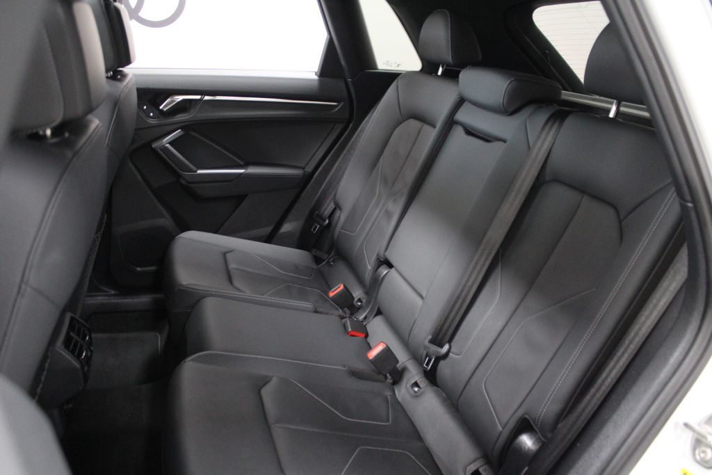 Thumbnail: 2023 Audi Q3 - 23