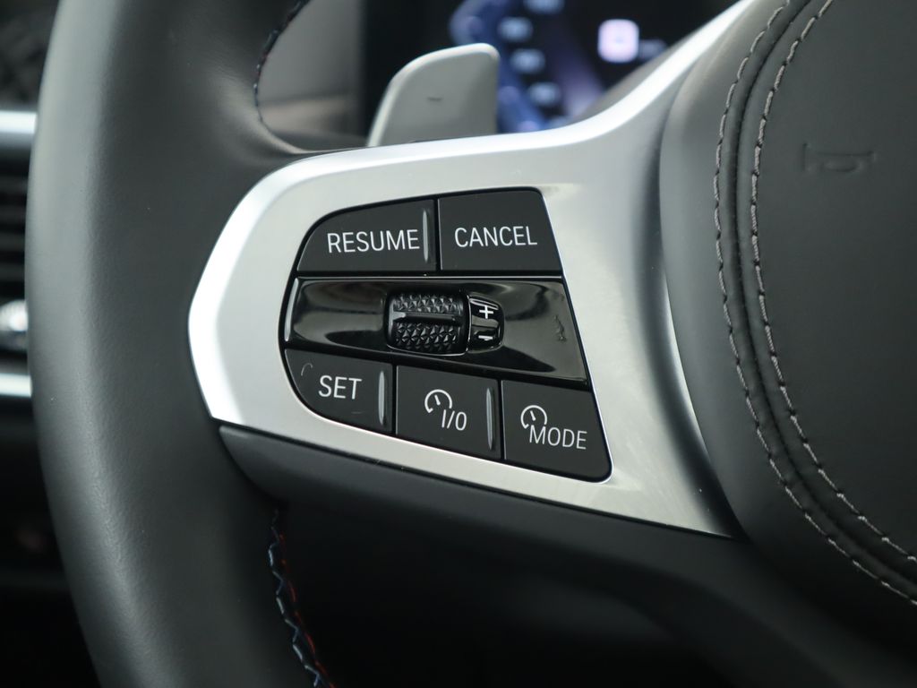 Thumbnail: 2025 BMW X5 - 11