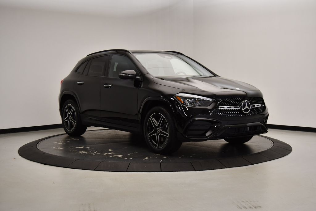 2025 Mercedes-Benz GLA 250 4MATIC 7