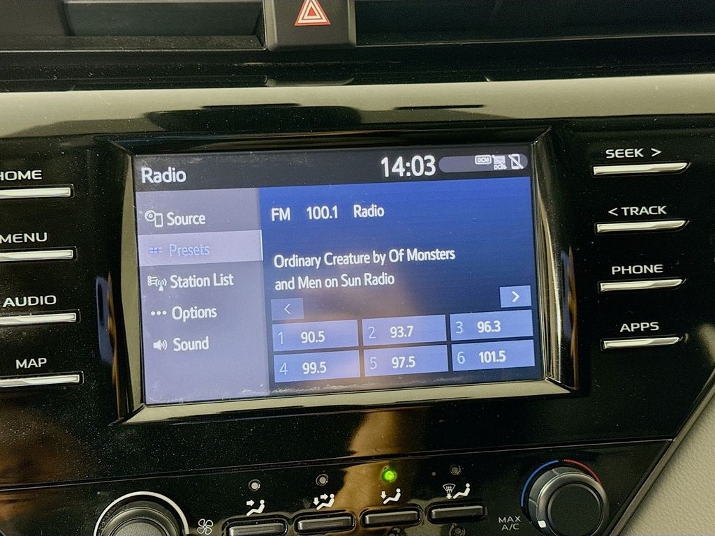 Thumbnail: 2019 Toyota Camry - 15