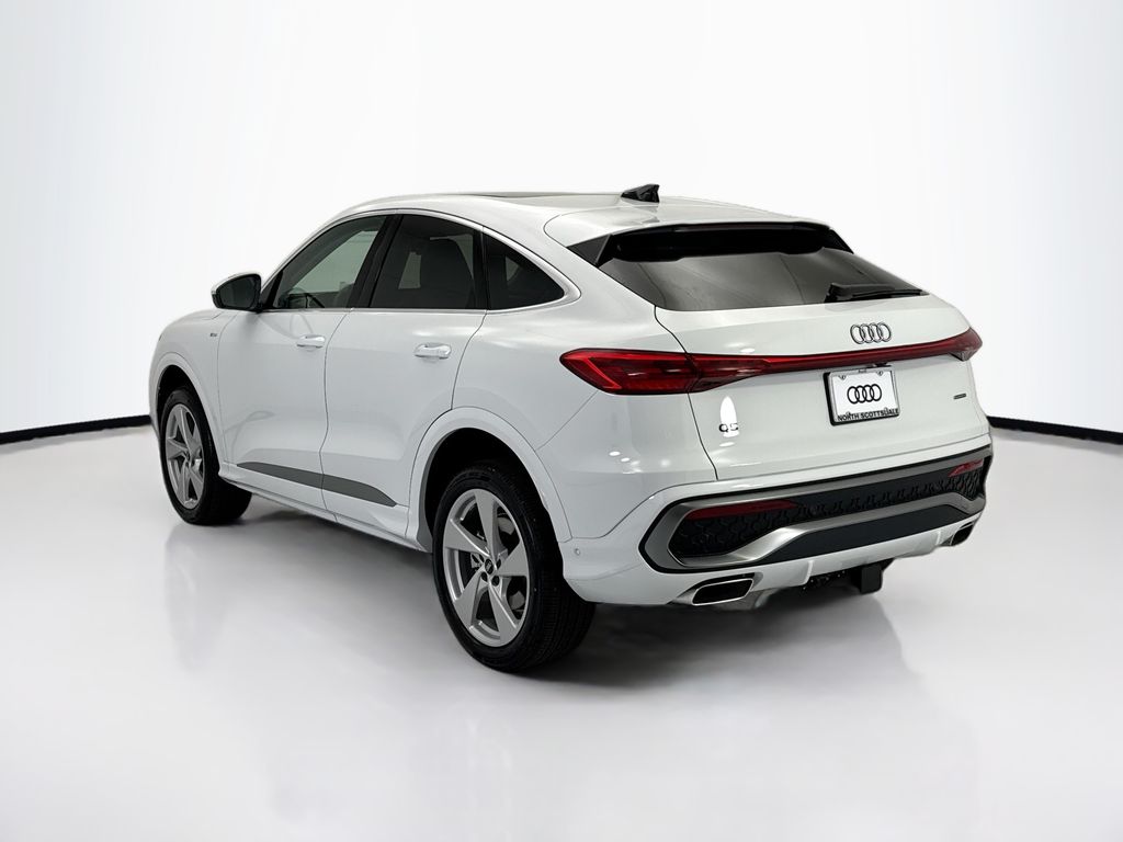 Thumbnail: 2026 Audi Q5 - 7