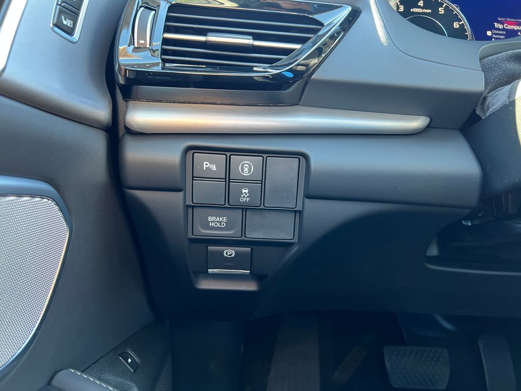 Thumbnail: 2026 Acura RDX - 17