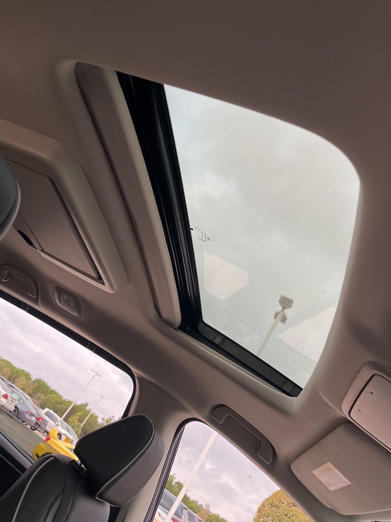 Thumbnail: 2026 Honda Odyssey - 32