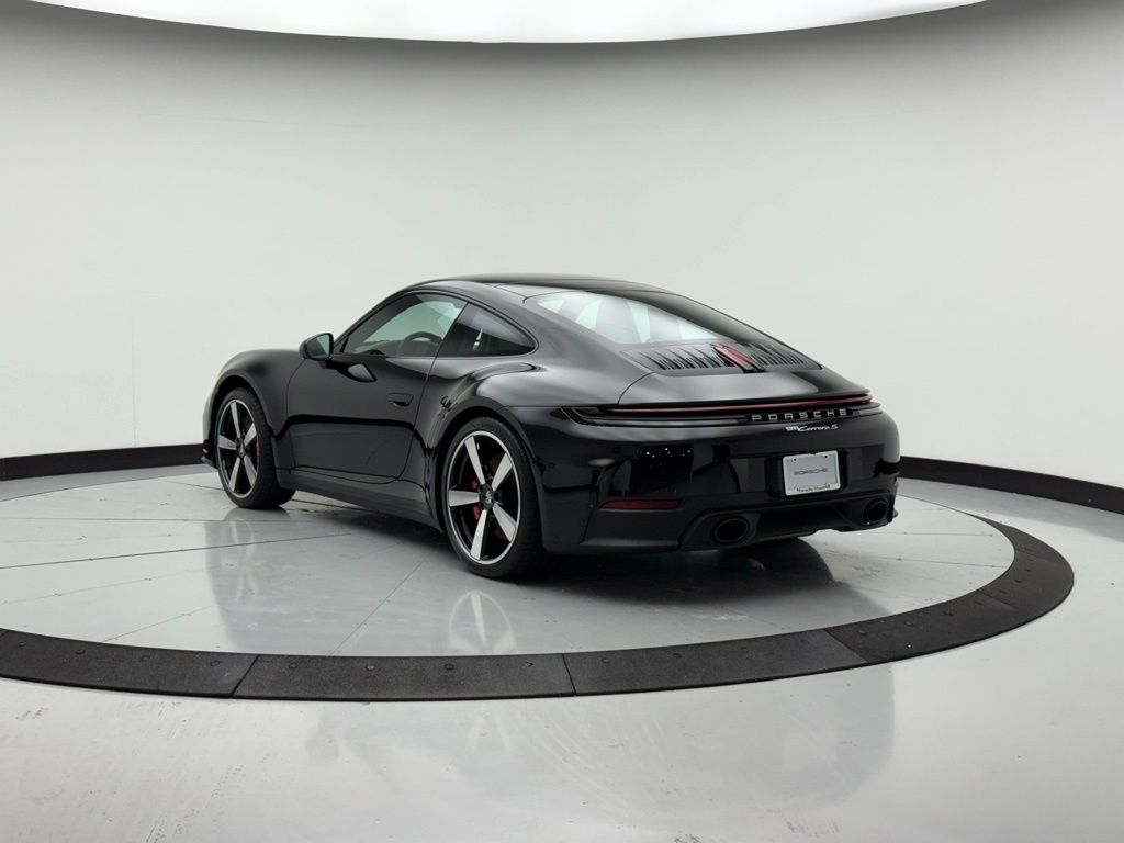 Thumbnail: 2026 Porsche 911 - 3