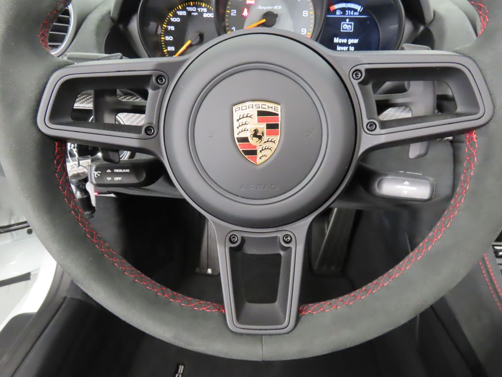 Thumbnail: 2025 Porsche  - 27
