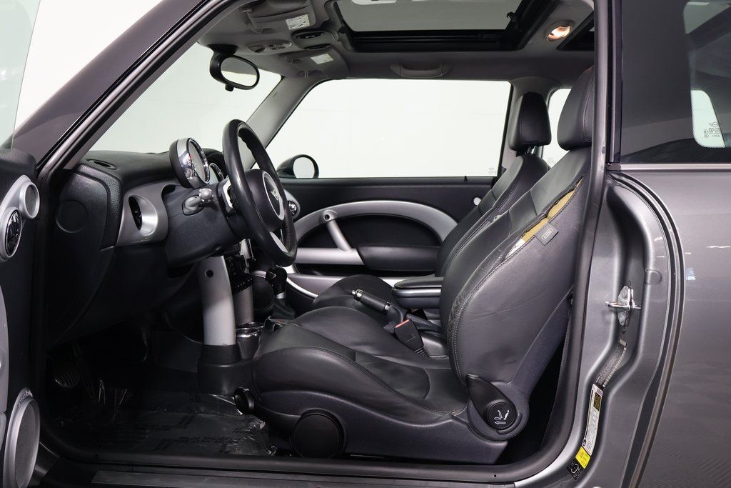 Thumbnail: 2006 MINI Cooper - 10