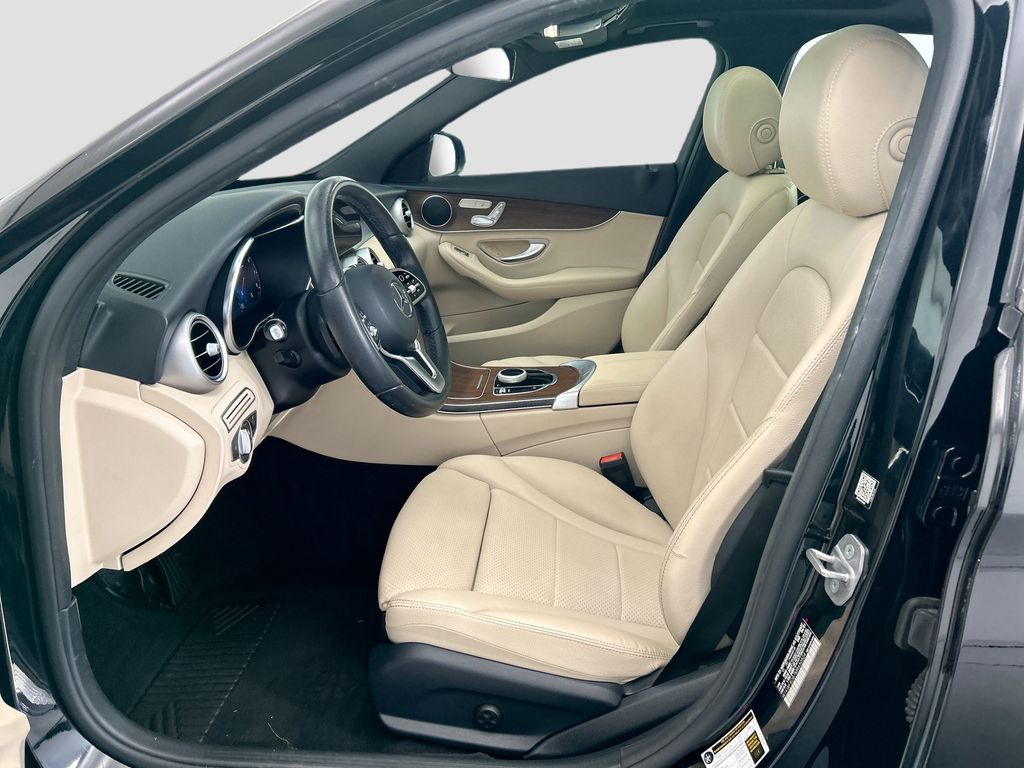 Thumbnail: 2021 Mercedes-Benz C-Class - 17