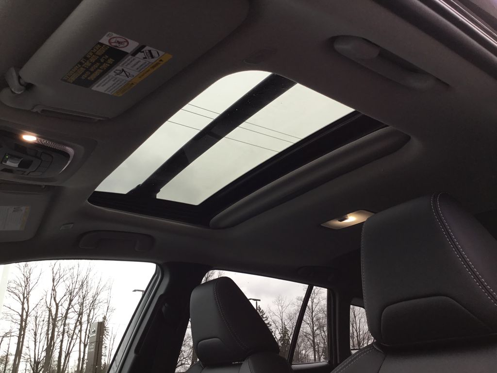 Thumbnail: 2026 Toyota Corolla Cross - 18