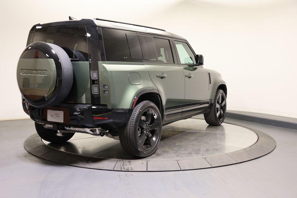 Thumbnail: 2026 Land Rover Defender - 5