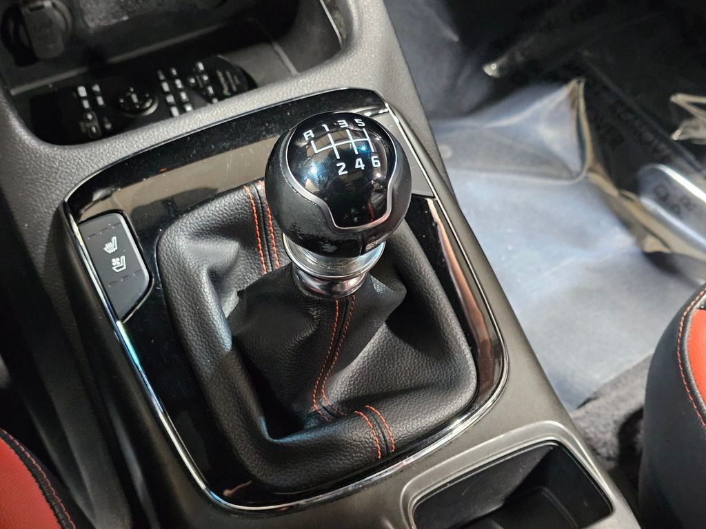 Used 2018 Gray Kia SX image 29