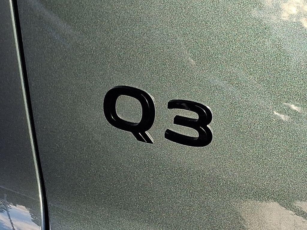 Thumbnail: 2026 Audi Q3 - 29