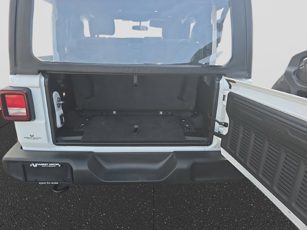 Used 2025 Jeep Wrangler SUV
