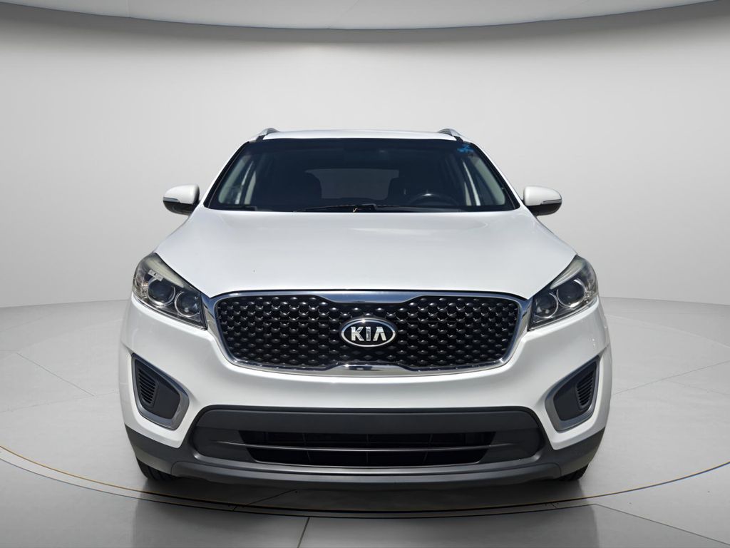 2017 Kia Sorento - $9,039