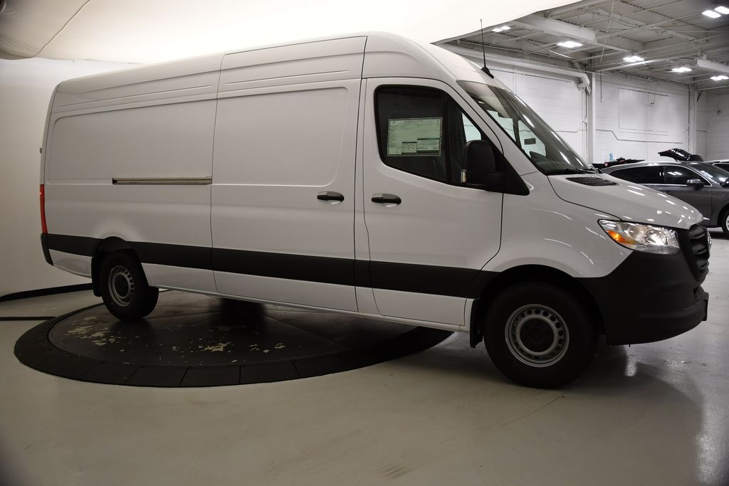 2025 Mercedes-Benz Sprinter 2500 4