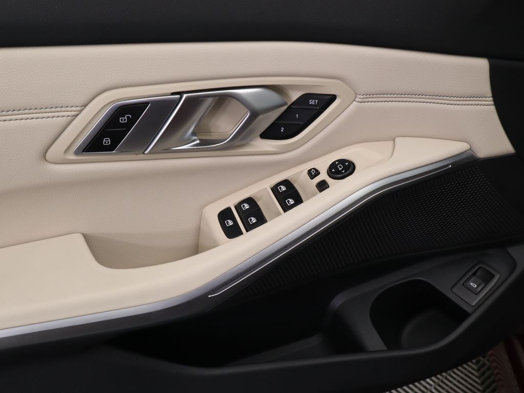 2022 BMW 3 Series 330i xDrive 24