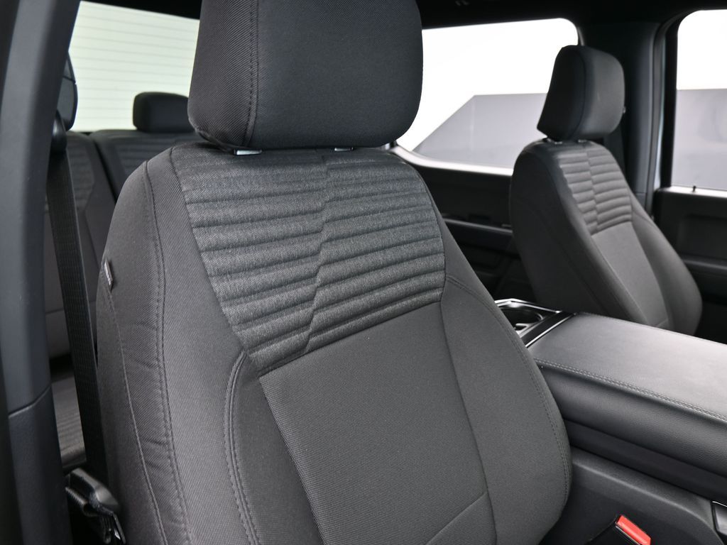 Used 2023 Iconic Silver Metallic Ford XL image 38