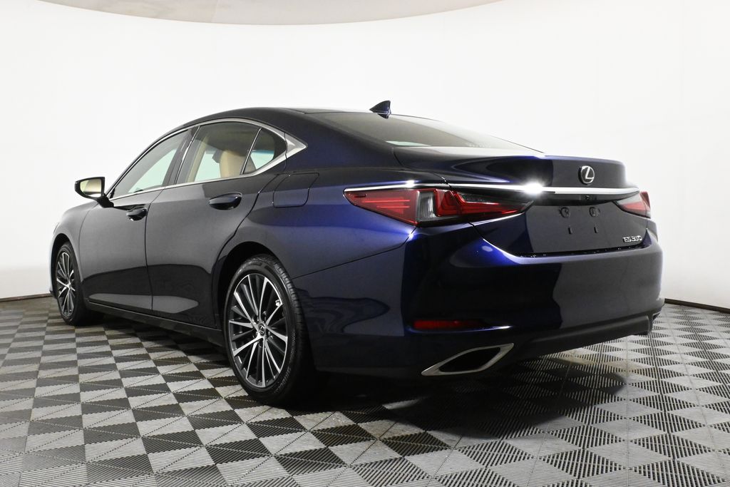 Thumbnail: 2022 Lexus ES - 5