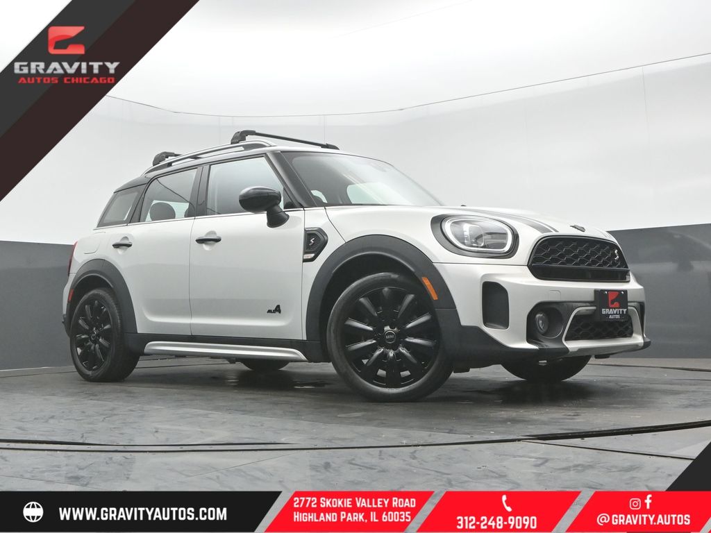 2023 MINI Cooper S ALL4's photo