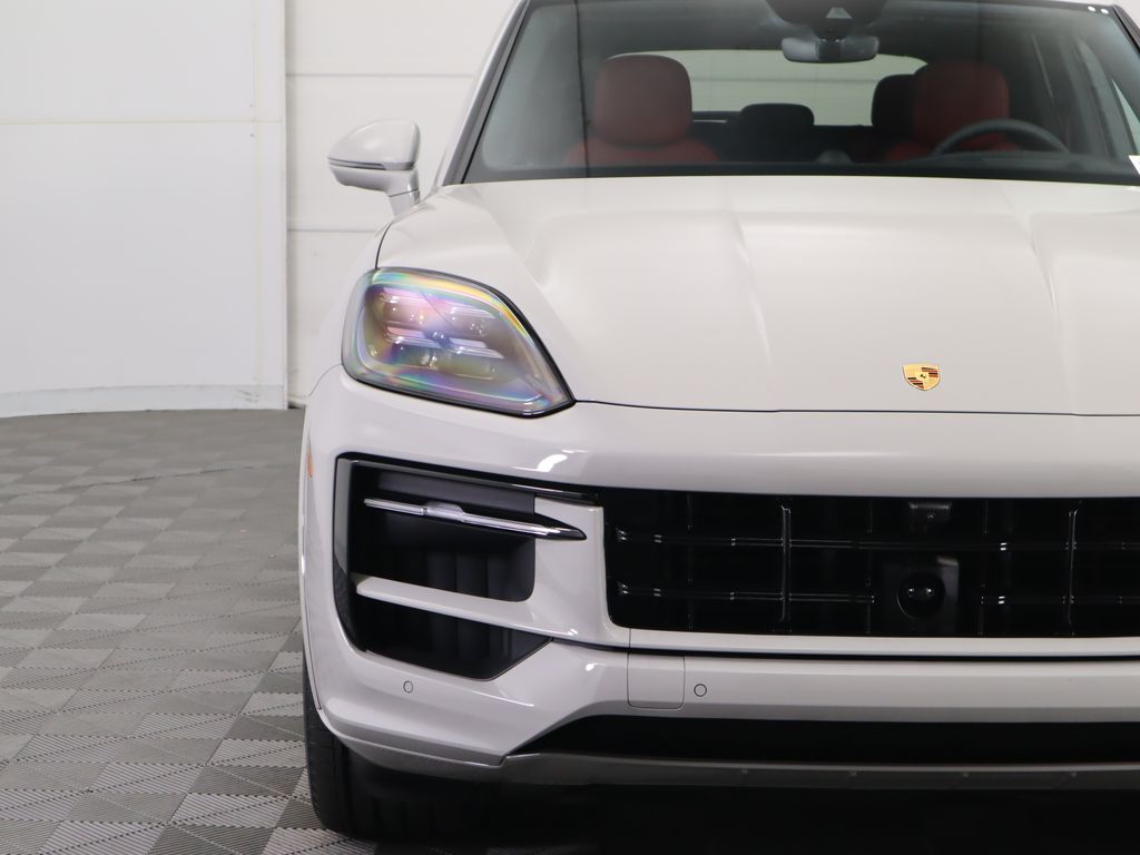 Thumbnail: 2025 Porsche Cayenne - 12