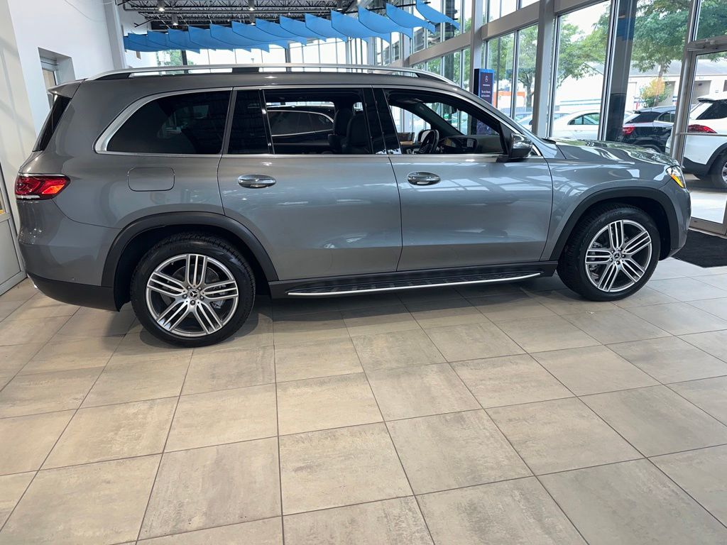 2023 Mercedes-Benz GLS GLS 450 8