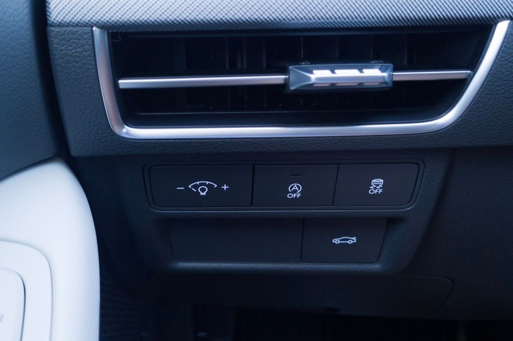 New 2026 Gray Hyundai SE image 30
