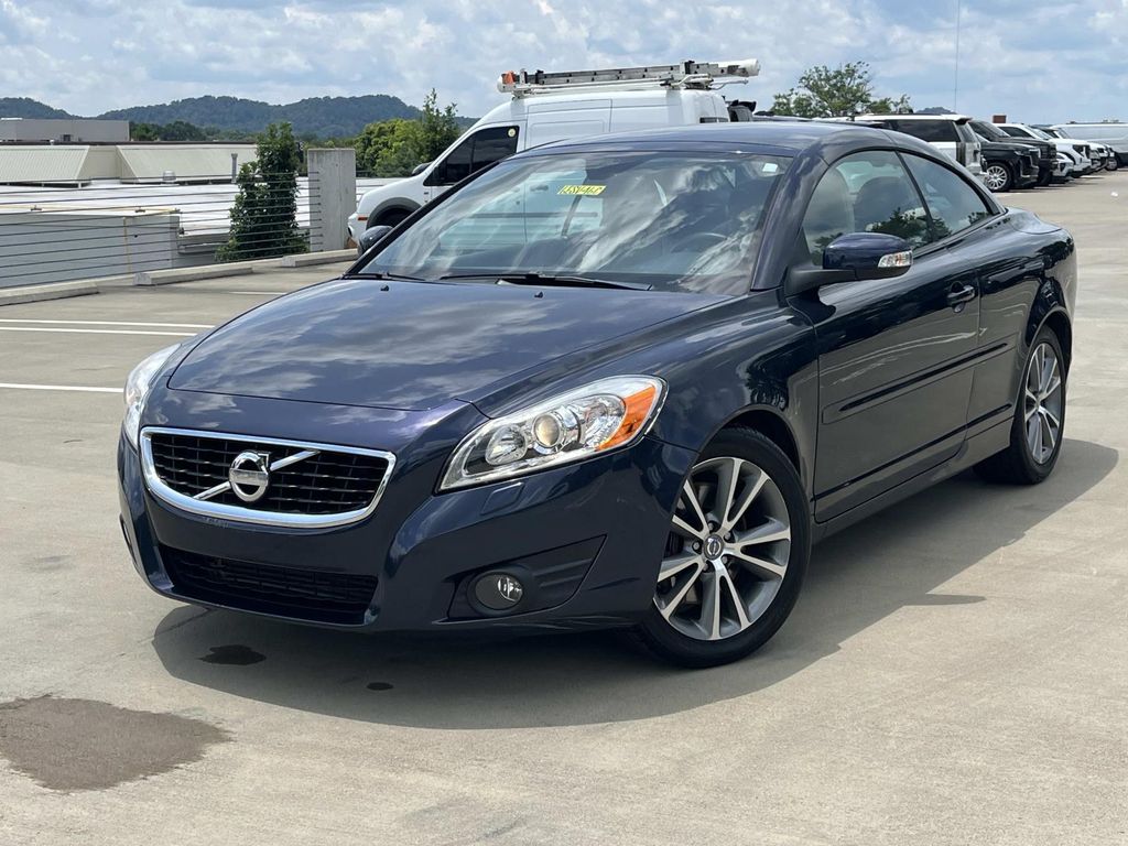 Caspian Blue Metallic 2013 Volvo C70 Convertible Front-Wheel Drive 5-Speed Automatic