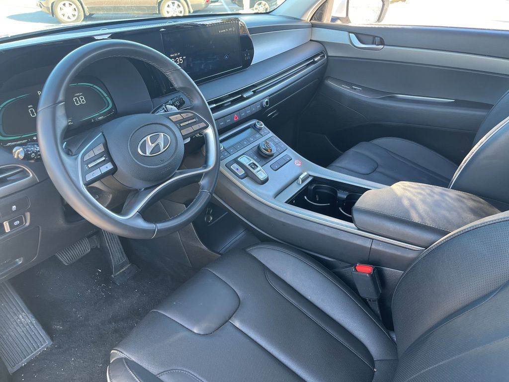 Thumbnail: 2025 Hyundai Palisade - 16