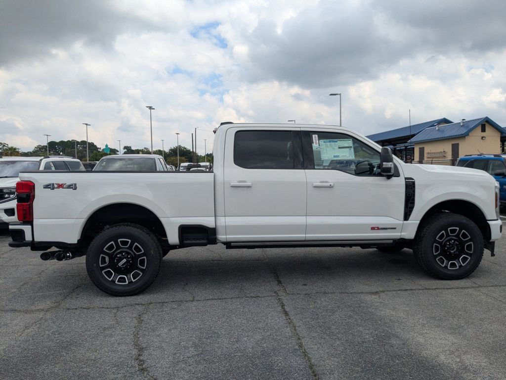 2025 Ford F-250 Super Duty Platinum