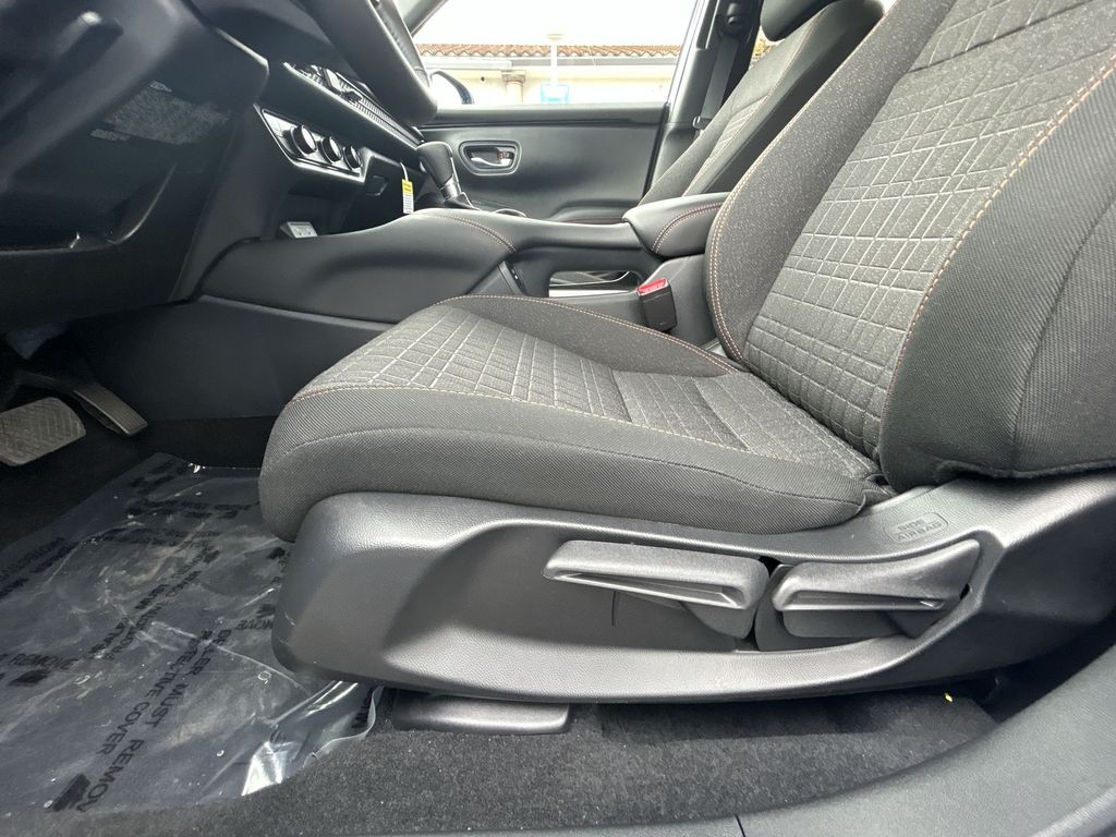 Thumbnail: 2026 Honda HR-V - 12