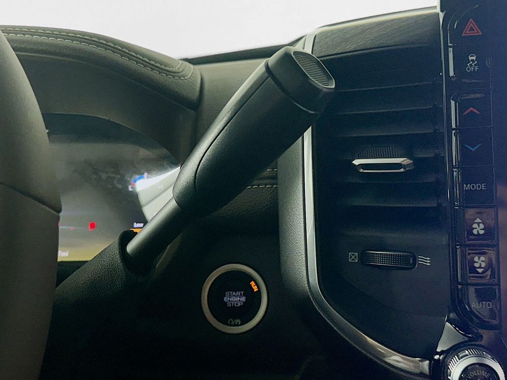 New 2025 Black Ram Laramie 14in image 12