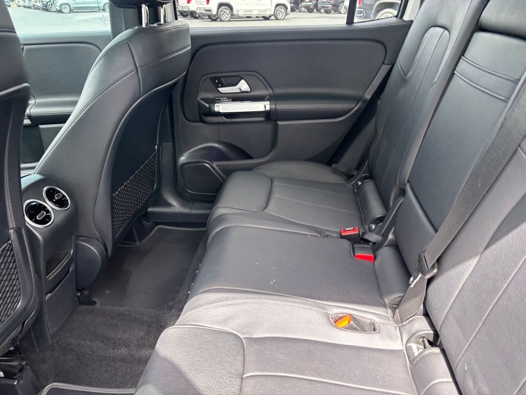 Used Car 2021 Mercedes-benz Glb  Glb 250 For Sale Under $30,000 In Austin, Texas