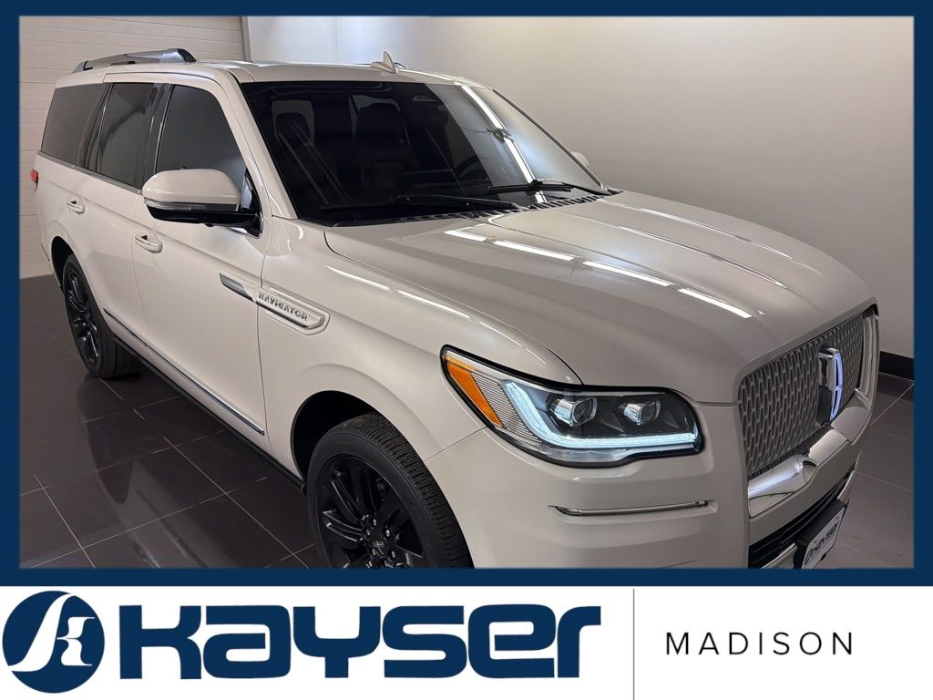 2023 Lincoln Navigator Reserve 4WD's photo