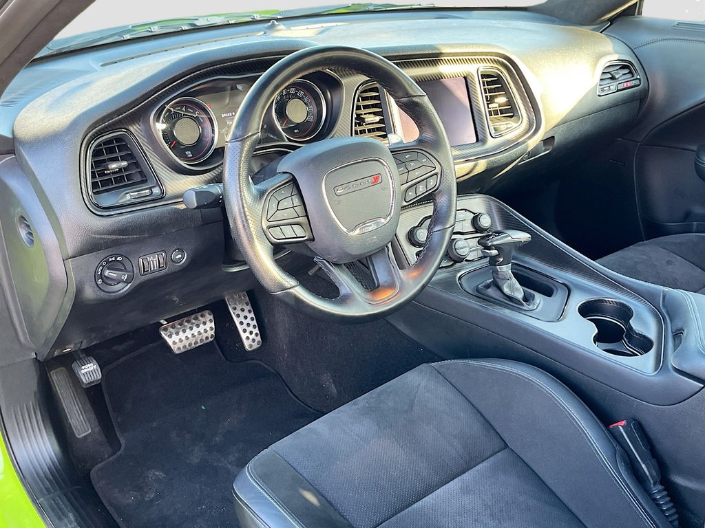 Used 2023 Green Dodge R/T Scat Pack image 9