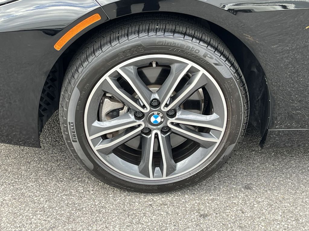 Thumbnail: 2023 BMW 2 Series - 10