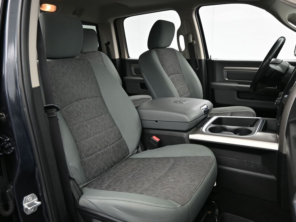 2018 Ram 1500 Big Horn Crew Cab 4x4 5'7" Box