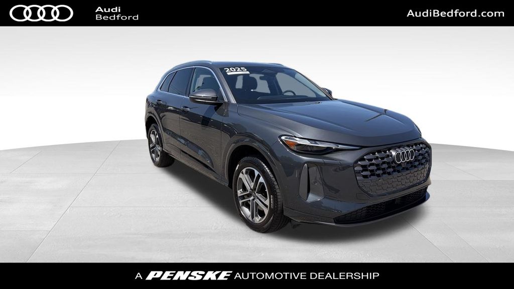 Thumbnail: 2025 Audi Q5 - 3