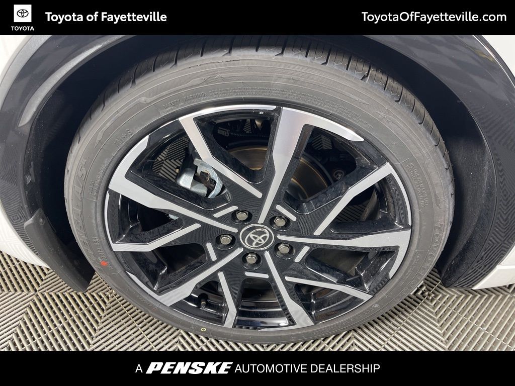 Thumbnail: 2026 Toyota Prius - 16