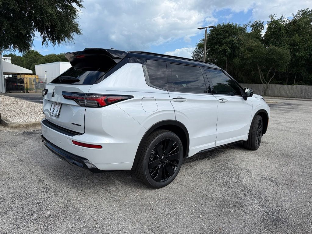 New 2026 Mitsubishi Outlander SUV