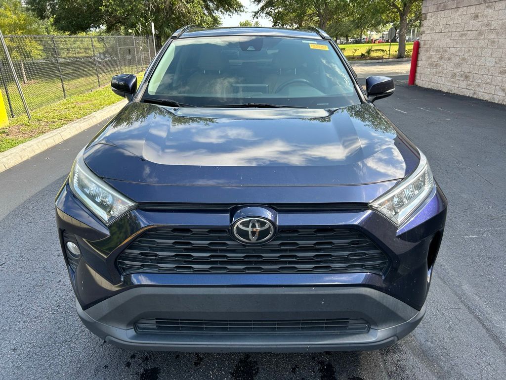 2021 Toyota RAV4 XLE Premium 8