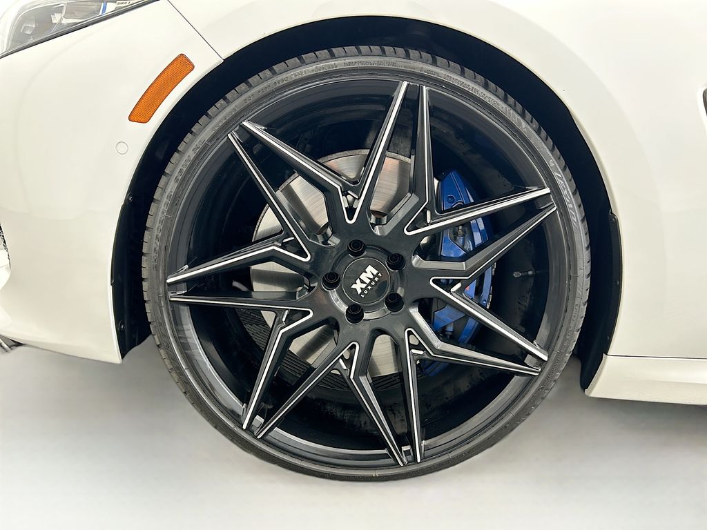 Thumbnail: 2019 BMW 8 Series - 26