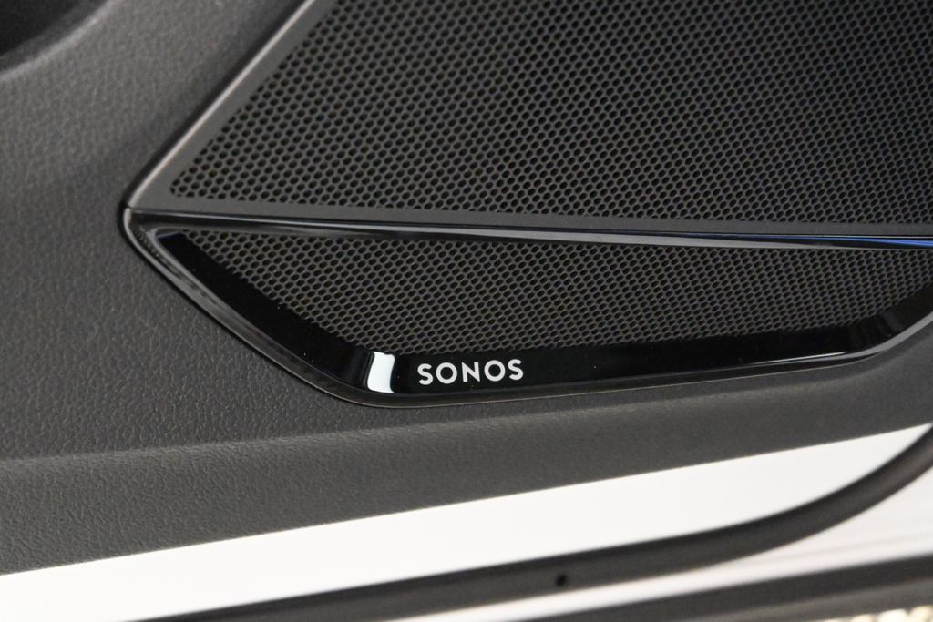 Thumbnail: 2025 Audi Q3 - 25