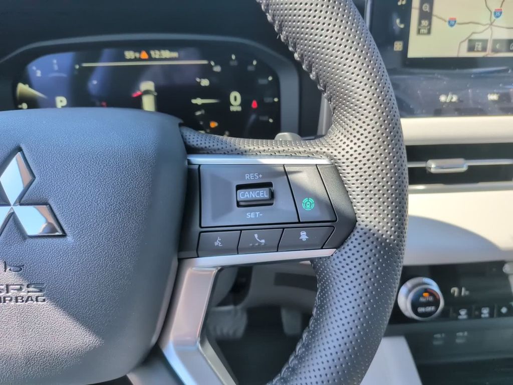 New 2026  Mitsubishi SE image 22