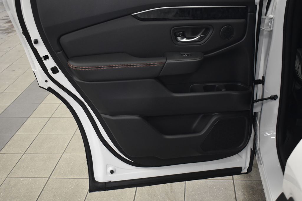 Thumbnail: 2026 Honda Passport - 22